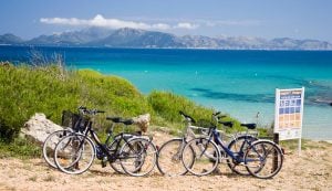 Un paseo en bici en silencio desarrollará su atención