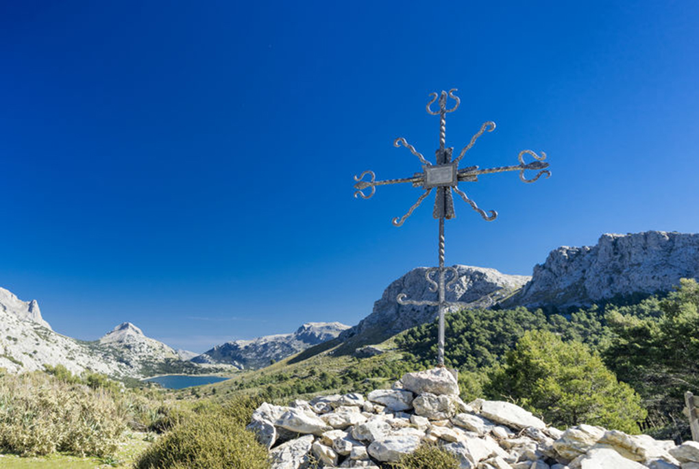 verrader Ongeautoriseerd motor Come and discover Puig Major, the highest peak on the island of Mallorca